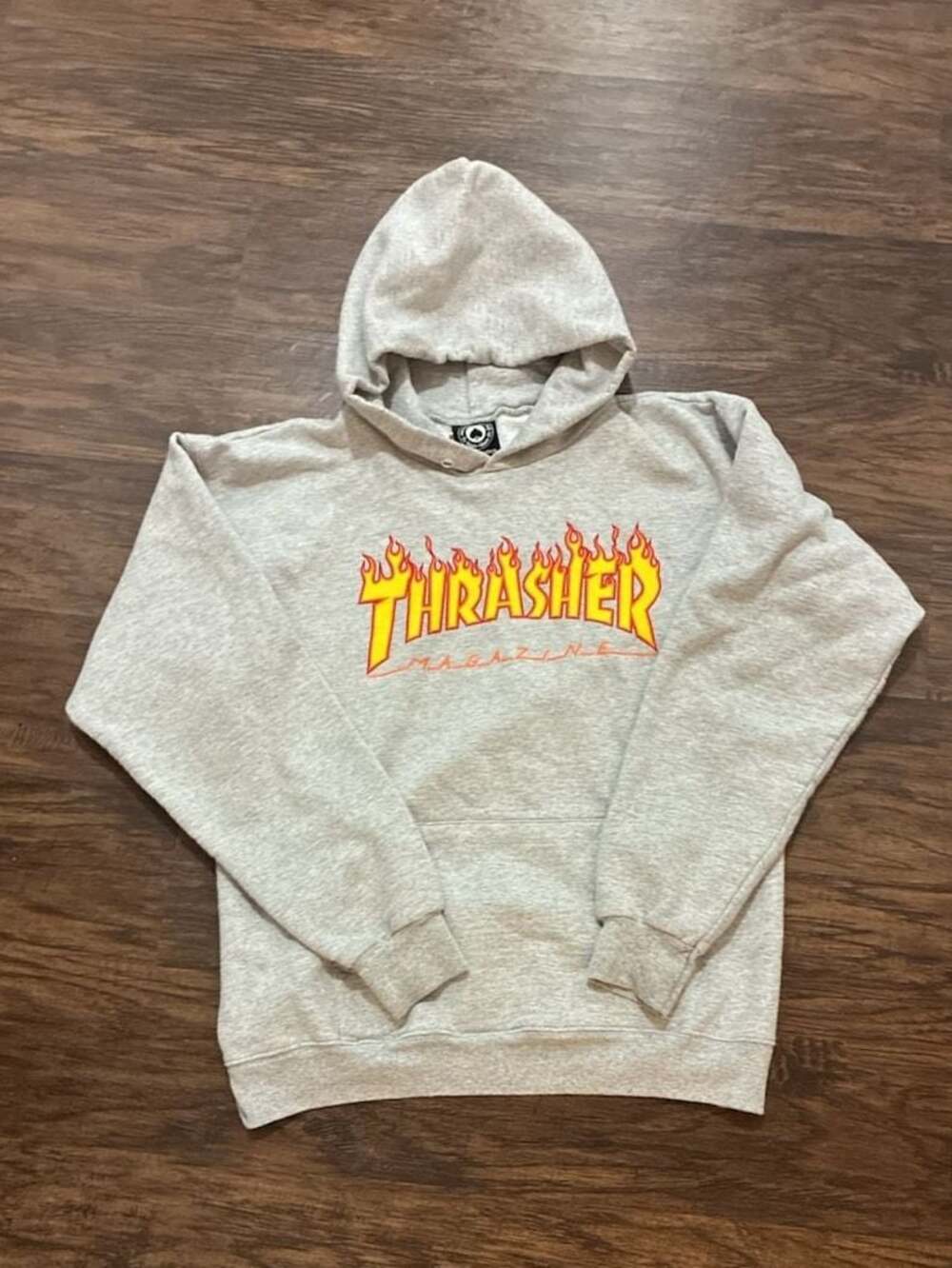 Vintage 2000s Thrasher Magazine Flame Logo Gray Pullover Hoodie Size Small